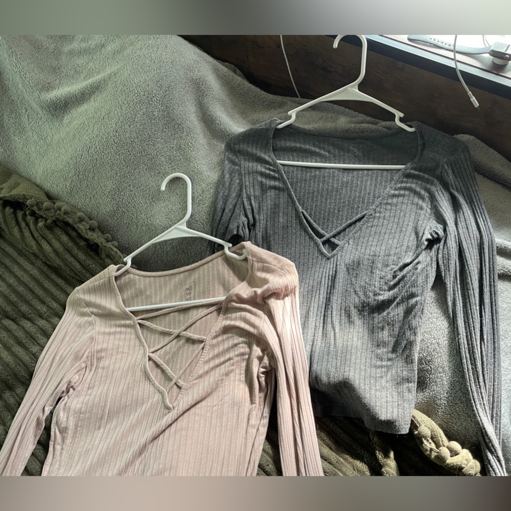 Long sleeve blouse bundle.